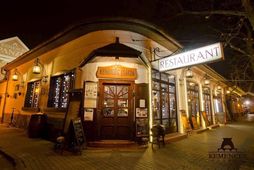 Kemences Csarda Es Panzio Hotel Hajduszoboszlo Luaran gambar